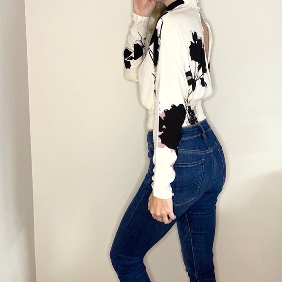 Free People floral blouse size xs- fits like s/m - Picture 3 of 8